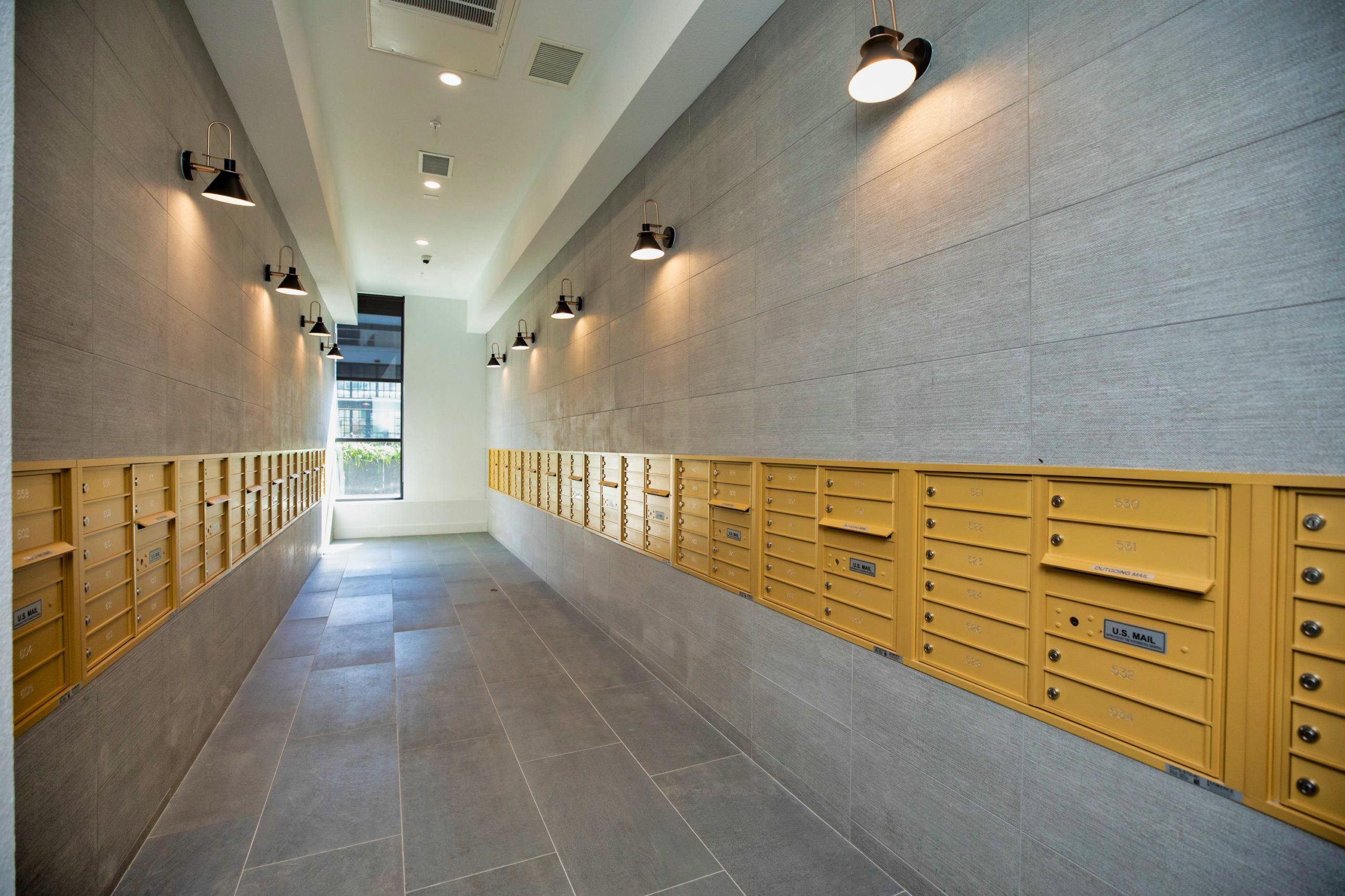 Parcel Lockers Lumen student apartments near the University of Alabama Birmingham parcel lockers